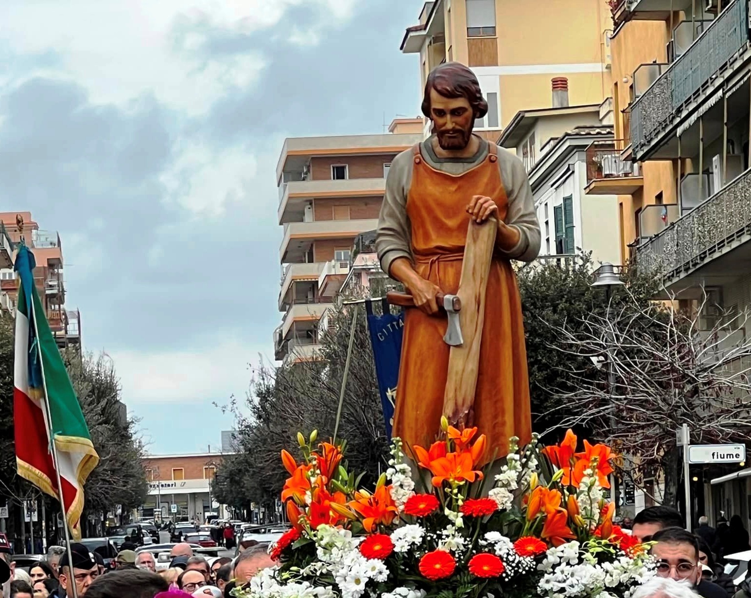 Giornata di forti emozioni con la processione di San Giuseppe, patrono ...
